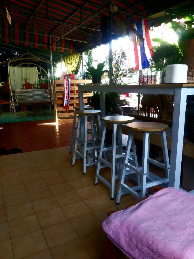 Srikrung Guesthouse فرا ناخون سي أيوتثايا المظهر الخارجي الصورة