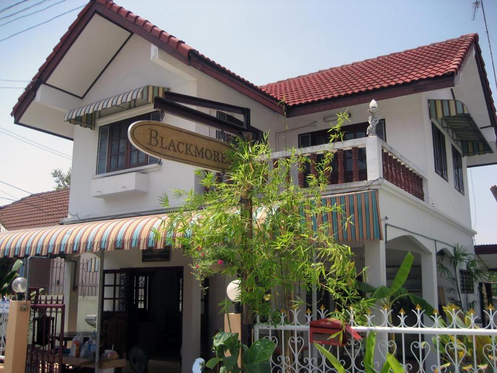 Srikrung Guesthouse فرا ناخون سي أيوتثايا المظهر الخارجي الصورة